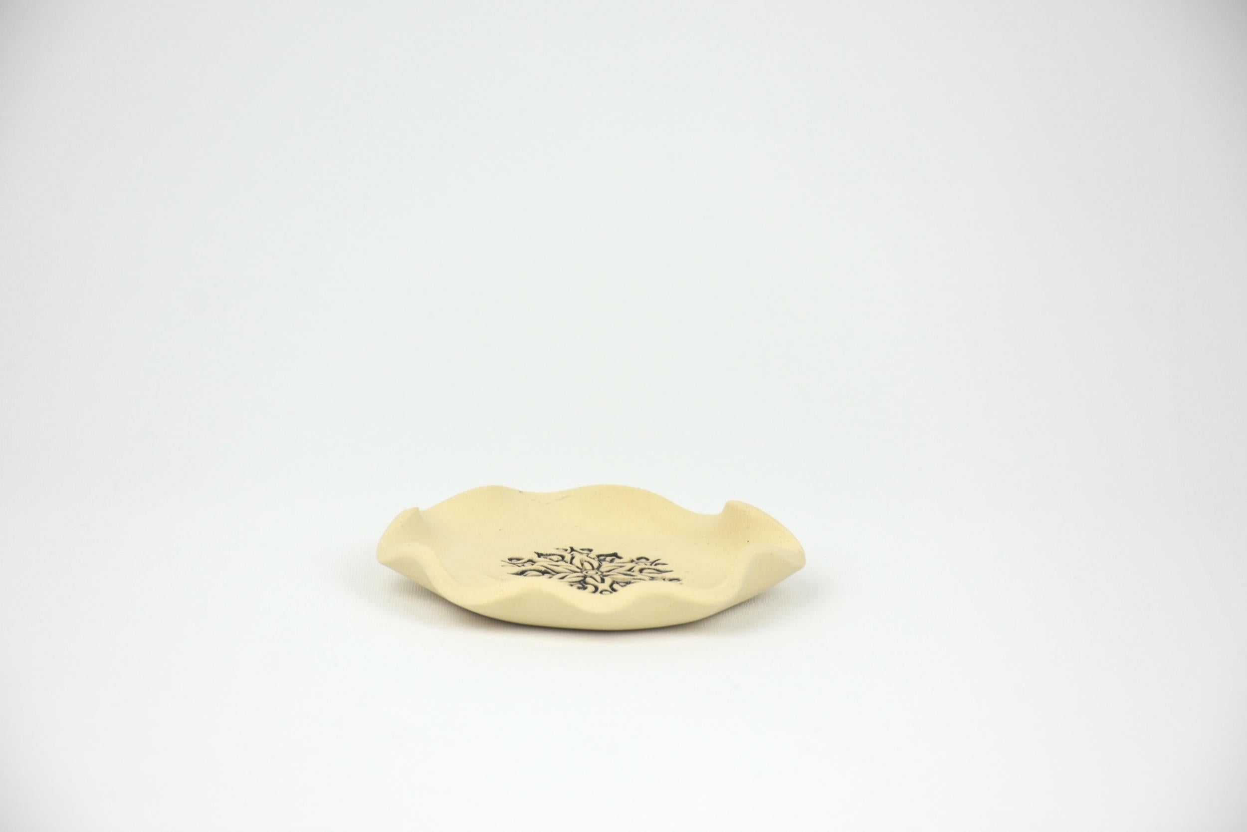 Ceramic Botanicals Set "The Nomad's Provision" | Handmade Beige Tray & Curved Burner Bundle | Herb Crusher, Storage Jar & Ash Dish