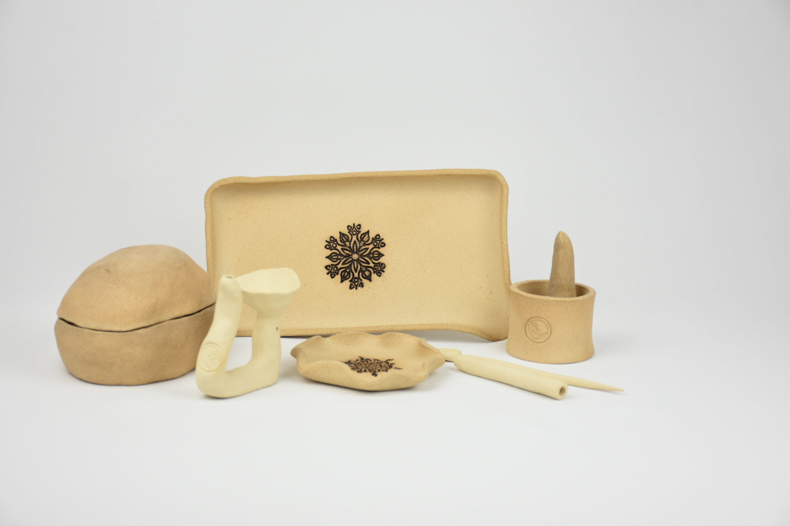 Ceramic Botanicals Set "The Wadi Stone" | Two-Tone Handmade Tray & Curved Kit | Spice Crusher, Storage Pebble & Mandala Spice Dish