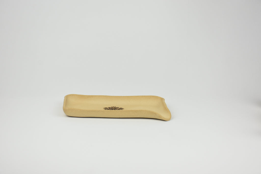 Ceramic Botanicals Set "The Wadi Stone" | Two-Tone Handmade Tray & Curved Kit | Spice Crusher, Storage Pebble & Mandala Spice Dish