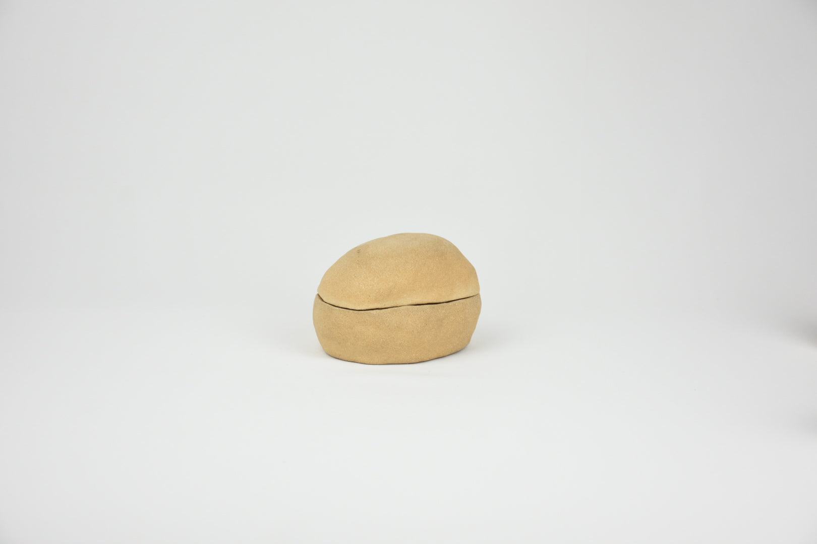 Ceramic Botanicals Set "The Wadi Stone" | Two-Tone Handmade Tray & Curved Kit | Spice Crusher, Storage Pebble & Mandala Spice Dish