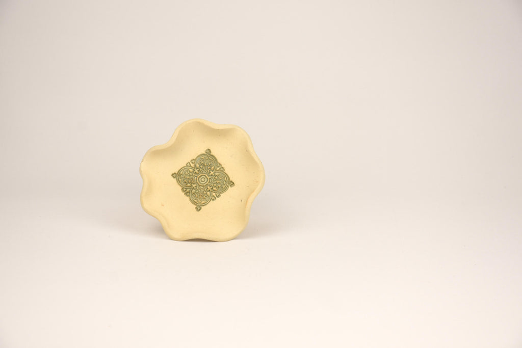 Ceramic Botanicals Set "The Desert Mirage" | Handmade Mixed Clay Tray & Curved Burner Kit | Herb Crusher, Storage Pebble & Glazed Dish